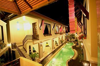 Hotel Devara Pool