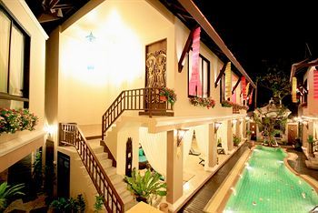 Hotel Devara Pool Pattaya